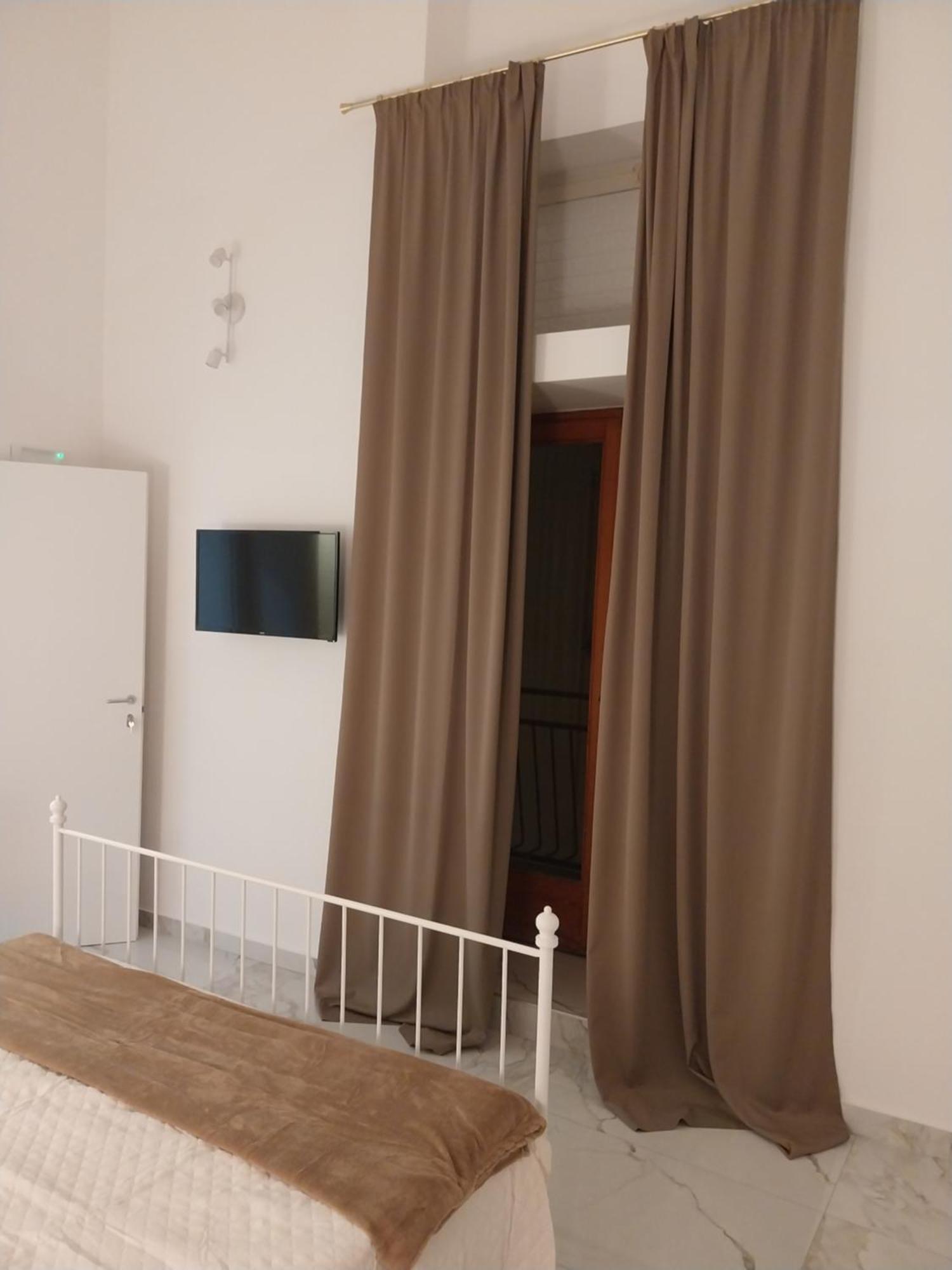 Quartieri Spagnoli House Naples Exterior photo